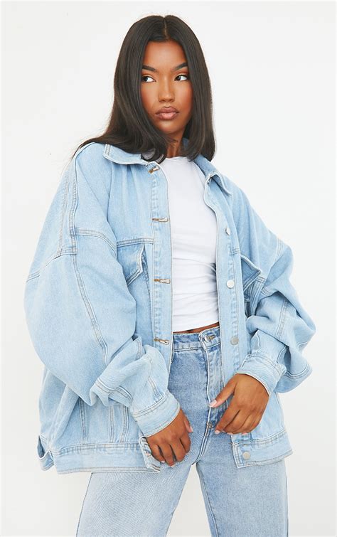 light wash denim jacket oversized.